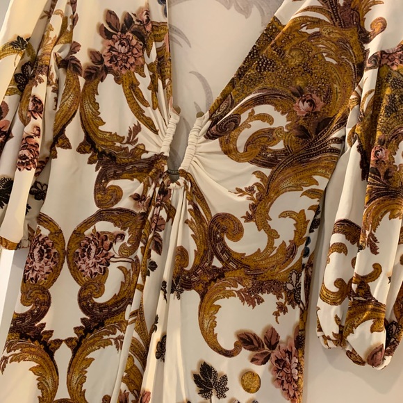 JustCavalli Sexy Patterned Dress. - Picture 3 of 4